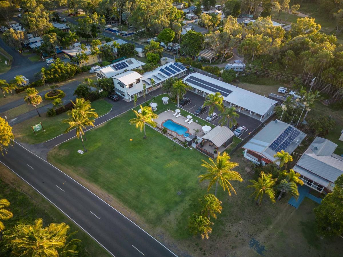 Kinka Palms Motel Exterior photo